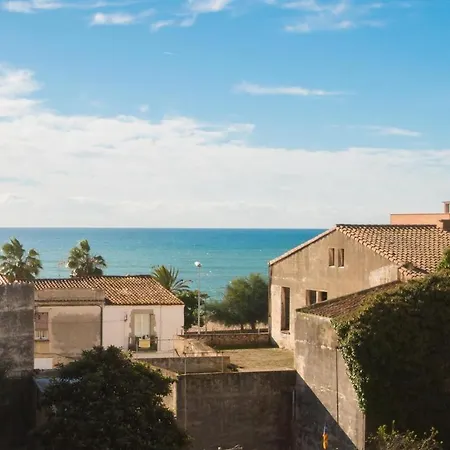 Blue Sea Apartment